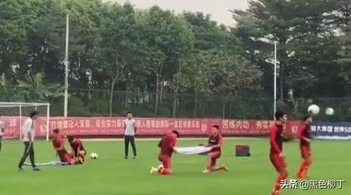 足球球员爆料视频,球员亲述爆笑瞬间 第3张 足球球员爆料视频,球员亲述爆笑瞬间 第3张